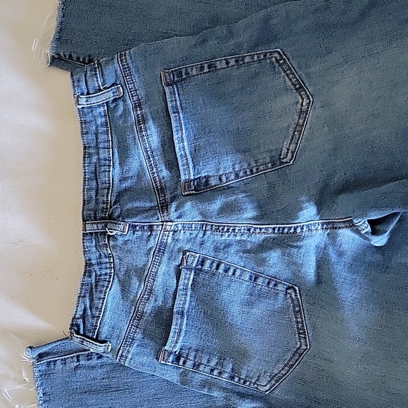 Forever 21 Jeans - Picture 3 of 3